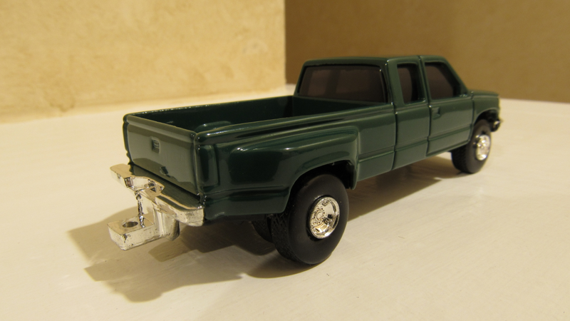 Illustration for article titled Full-Size Friday: Ertl GMC Sierra 3500